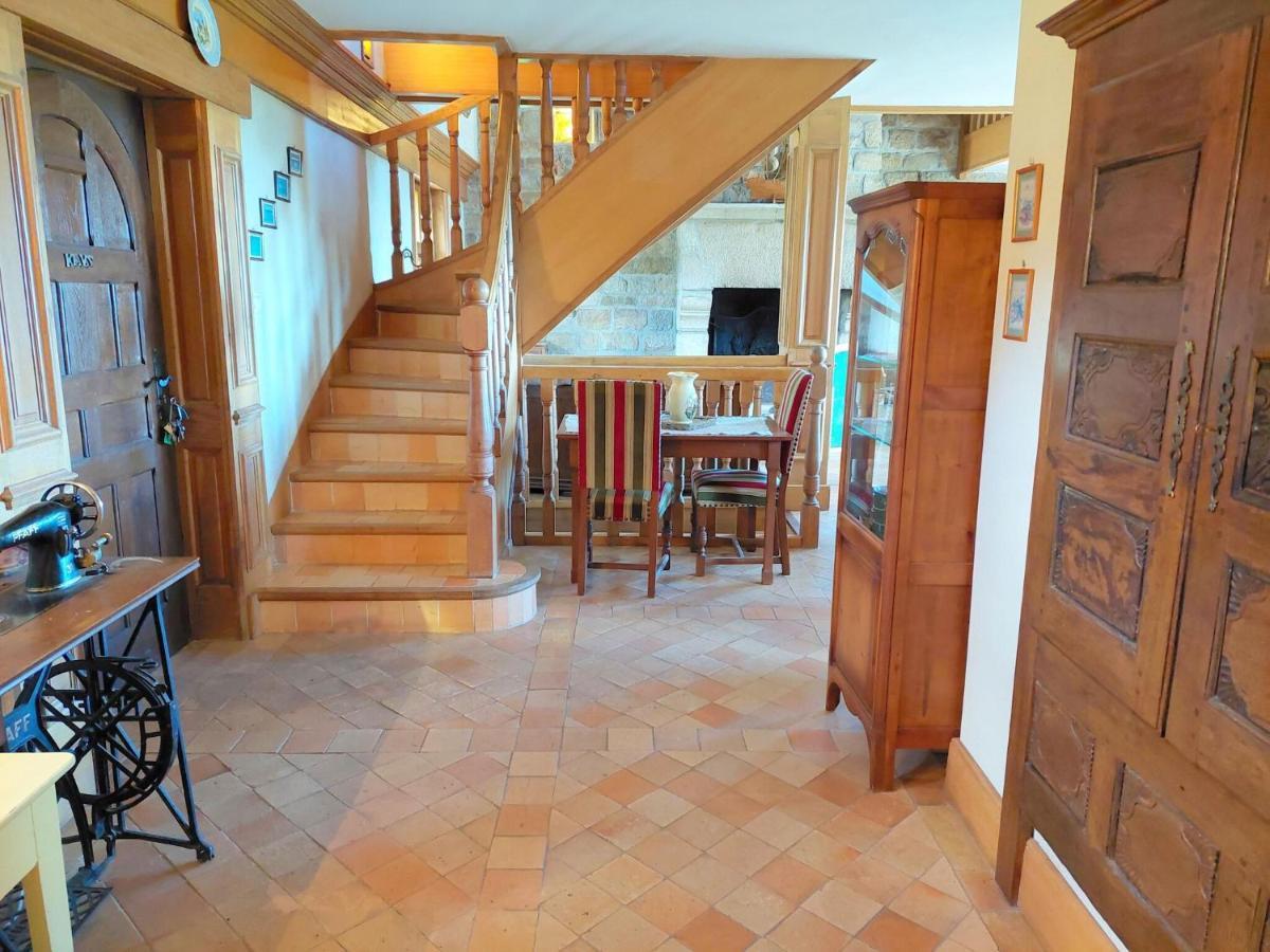 Breton Granite Stone House With Fantastic Sea Views * Saint-Pol-de-Leon