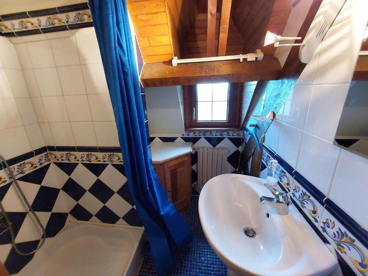 Breton Granite Stone House With Fantastic Sea Views * Saint-Pol-de-Leon